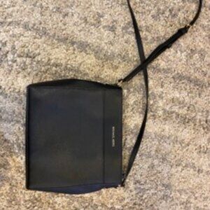 Black Michael Kors Crossbody bag